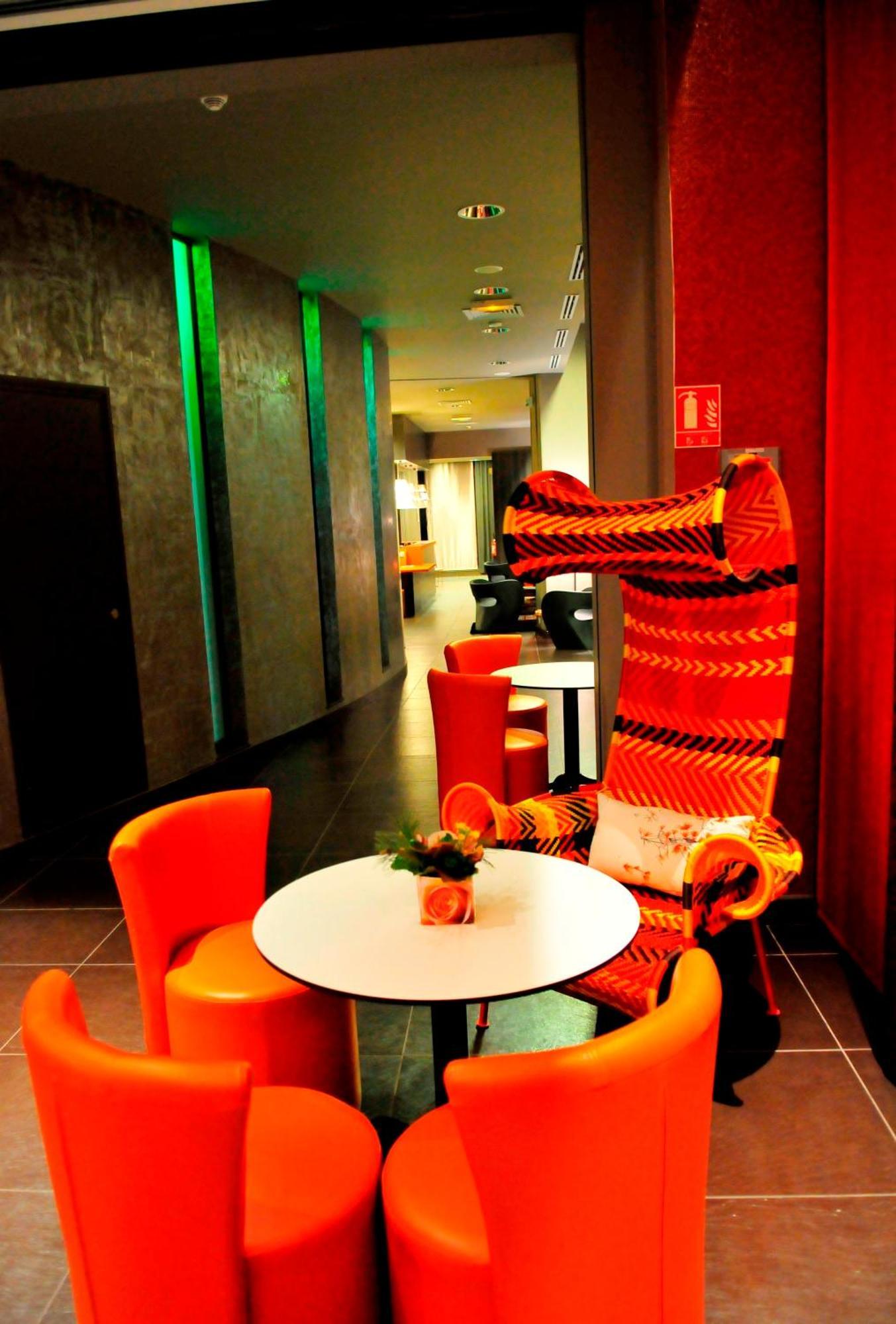 Résidence Ôtelia Affaires&Bien-être Lyon Exterior foto